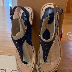 b.o.c. Dark Blue and Beige Sandals with Stud Accents